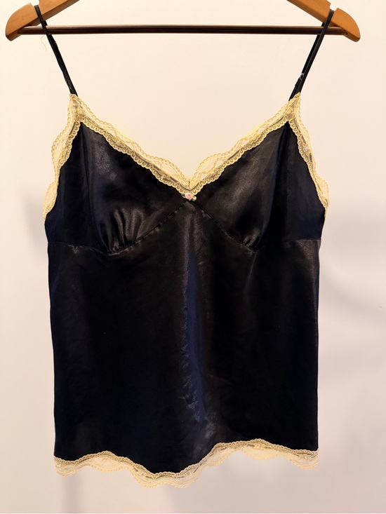 Vintage Other - 90s/Y2K Black Satin Cami with Cream Lace Trim